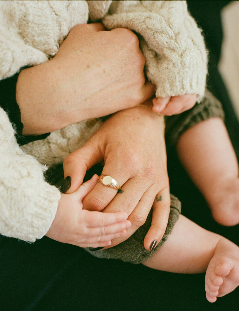 Tilt Signet Ring