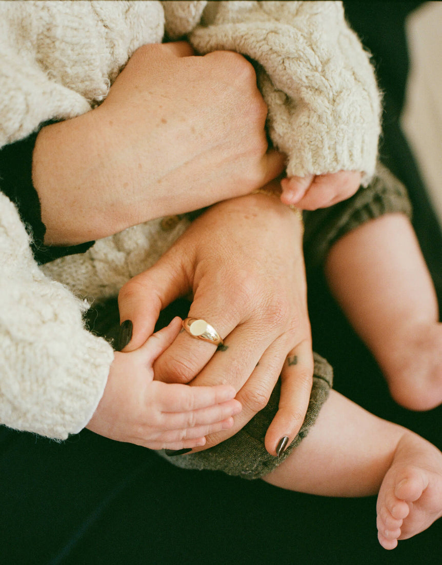 Tilt Signet Ring