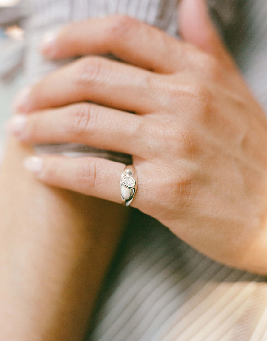 Baby Tilt Signet Ring with Diamond