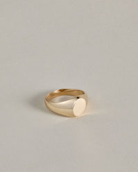 Tilt Signet Ring