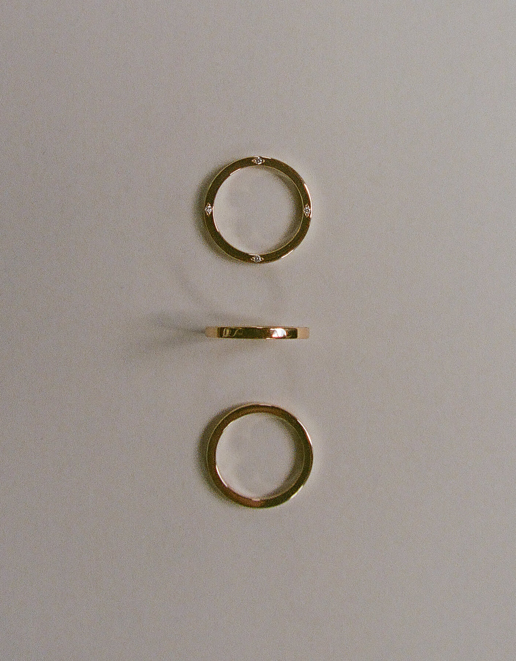 Side Set Compass Ring