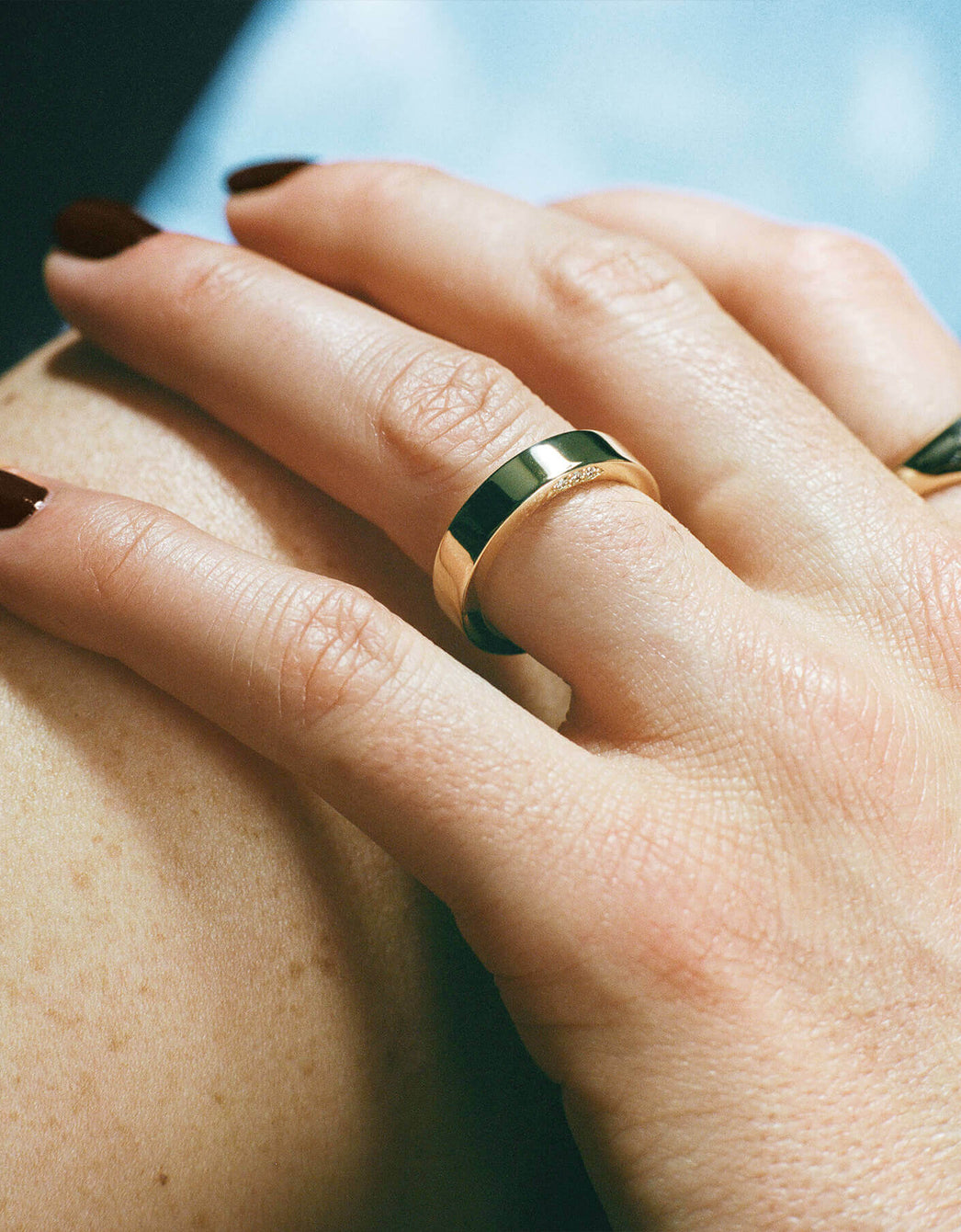 Side Set Trio Ring, Wide